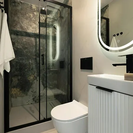 Appartement Noir - Close To The