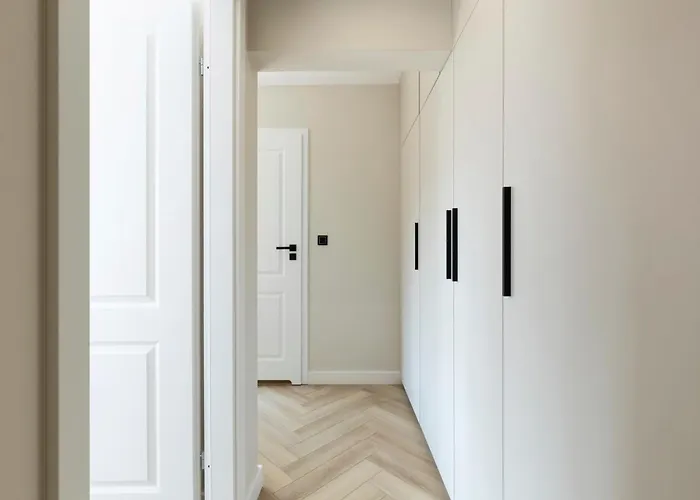 Noir - Close To The 公寓