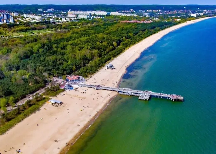 公寓 Noir - Close To The *